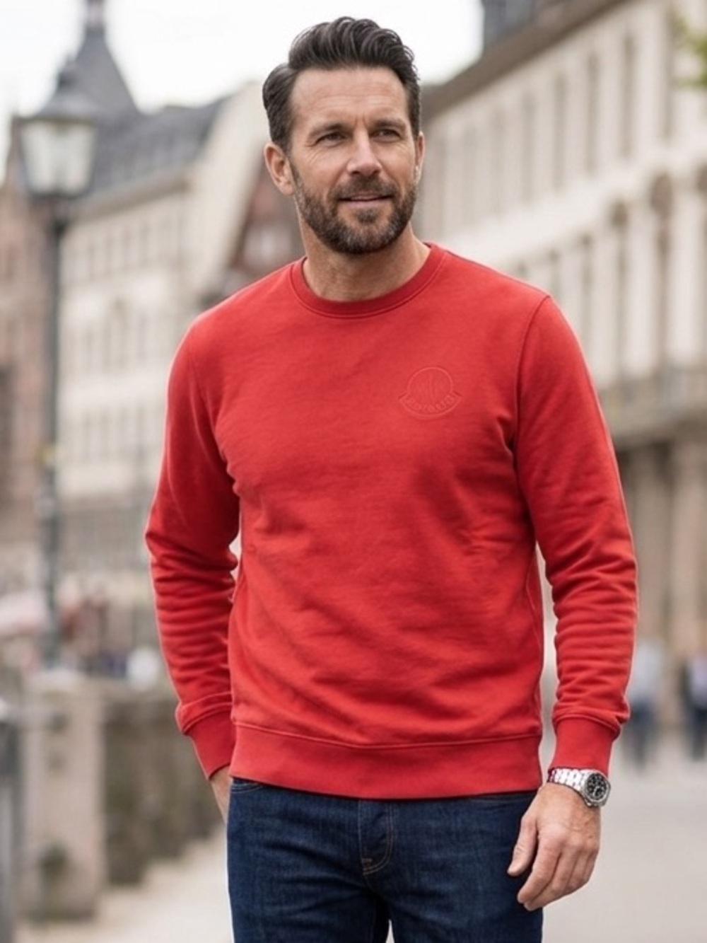 Moncler Red Crewneck Sweatshirt Logo (M7)